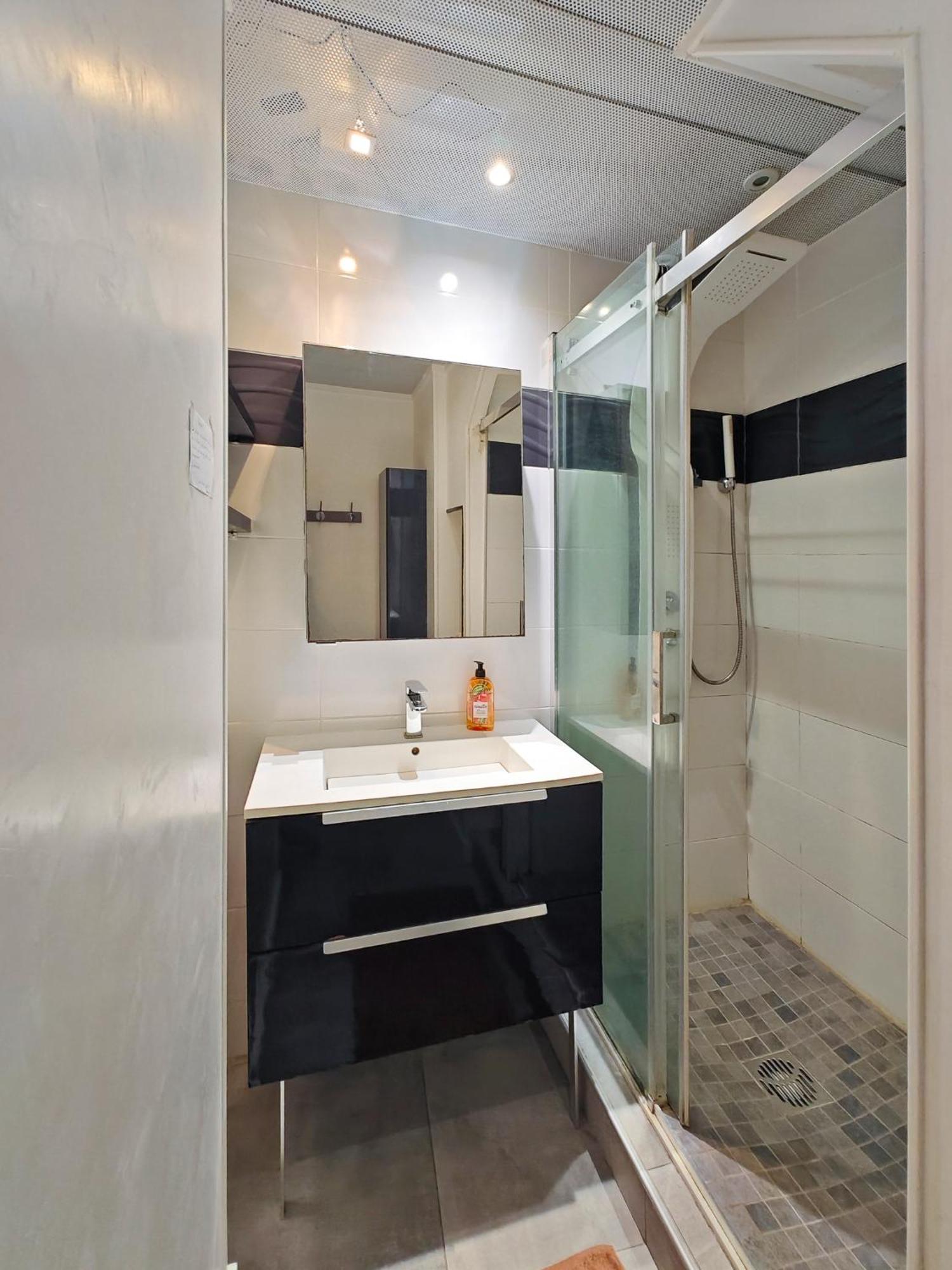 Le Flamboyant Apartment Saint-Gilles Les Bains Exterior photo